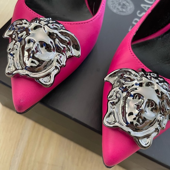 Authentic Versace Medusa Heels - Picture 3 of 8